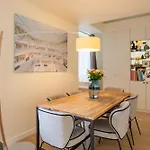 Elegant apartment near Trocadéro